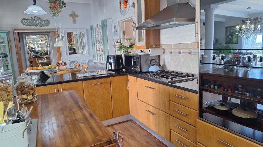 3 Bedroom Property for Sale in Stilbaai Wes Western Cape